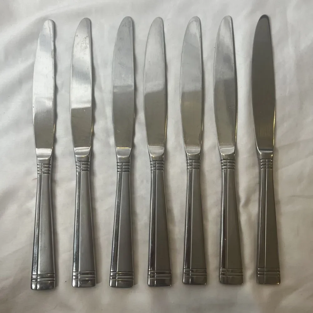 Oneida AMSTERDAM‎ Set of 7 Dinner Knives Stainless Flatware